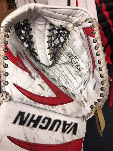 Vaughn Goalie Glove & Blocker Regular Senior