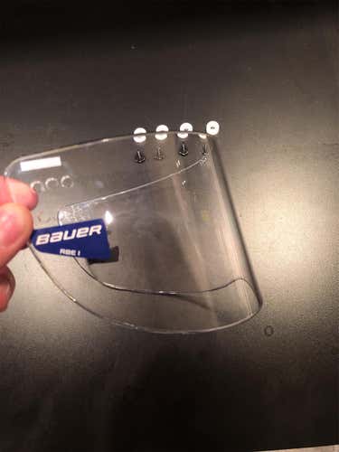 Almost New Bauer RBE I Half Shield