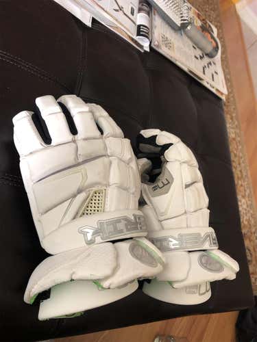 M4 Lacrosse Gloves