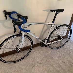Revenio 3.0 Road Bike