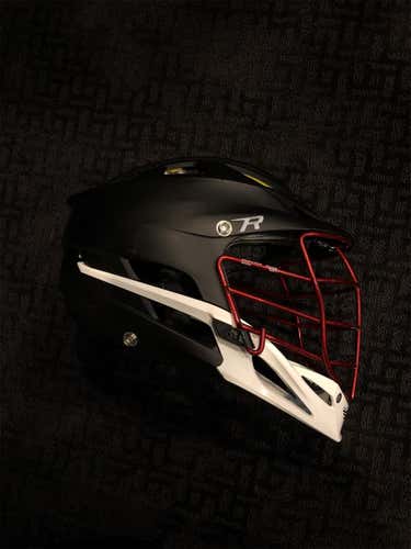 Black Cascade R