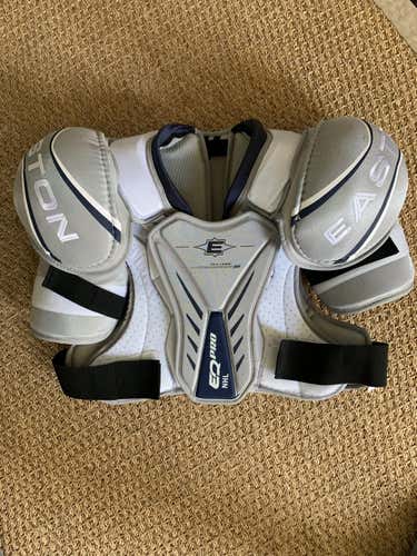 Easton Shoulder Pads Senior XL