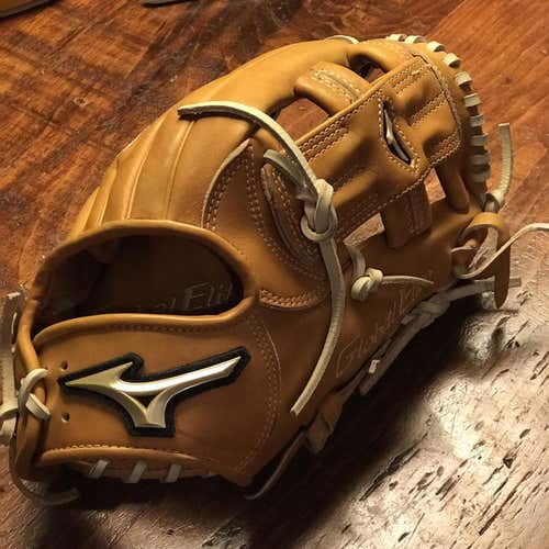 New Global Elite 11.5” - For Trade Consideration