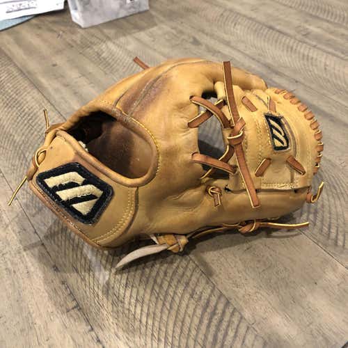 Mizuno World Win MWV-501 Glove- New Tan Relace