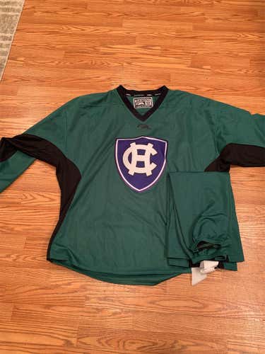 Green Holy Cross Practice Jersey&socks
