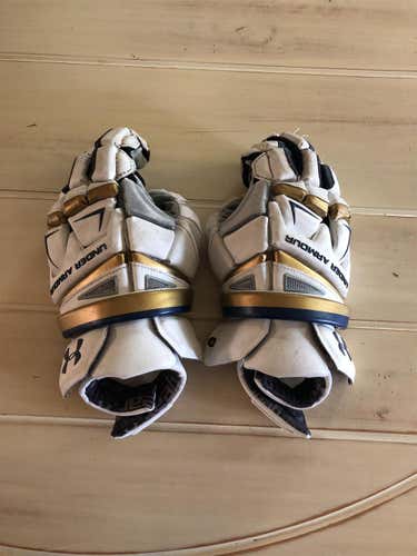 Notre Dame Engage Lacrosse Gloves