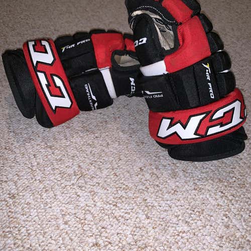 CCM Tacks 4 Roll Pro Gloves