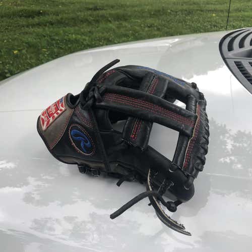 Custom Heart of the Hide Baseball Glove