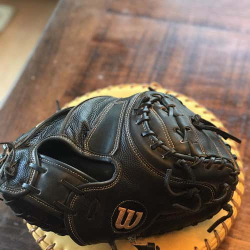 A2000 33” M1 Superskin Catchers Mitt