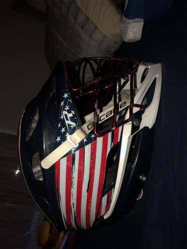 R Helmet Adult