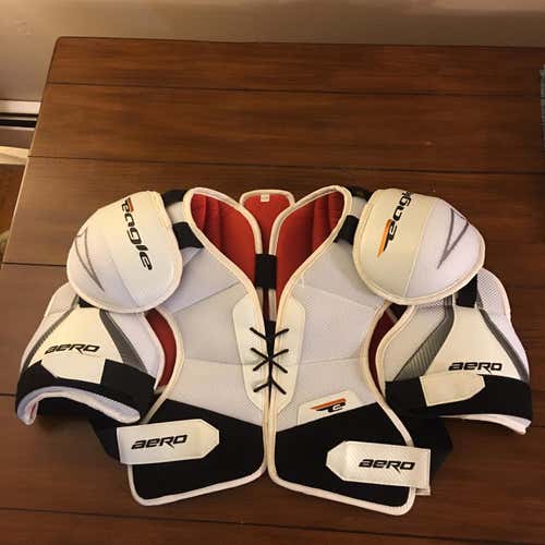 Eagle Aero Shoulder Pads Senior XL
