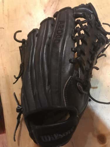A2000 Baseball Glove