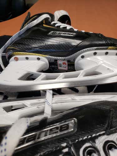 Bauer Supreme 2S Pro Hockey Skates Senior Pro Stock Size 9.5