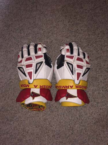 White Calvert Hall Under Armour Lacrosse Gloves
