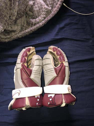 New Episcopal Vapor Elite Gloves