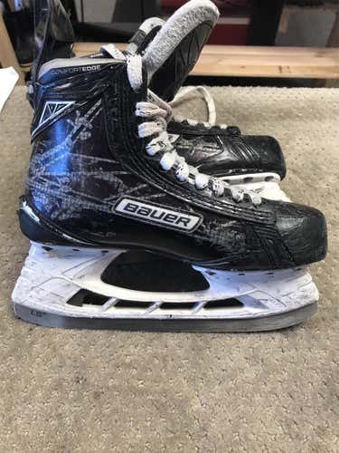Supreme 1S Hockey Skates Intermediate Size 5