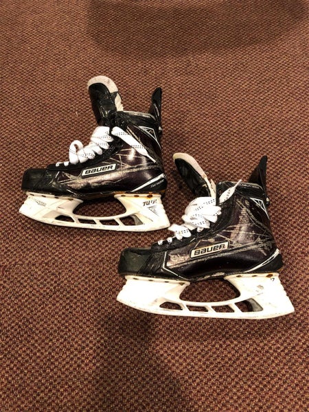 Used Supreme 1S Hockey Skates Senior Size 8
