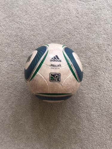 Official Match Adidas MLS Jabulani