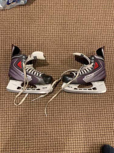 Vapor x40 Hockey Skates Size 11