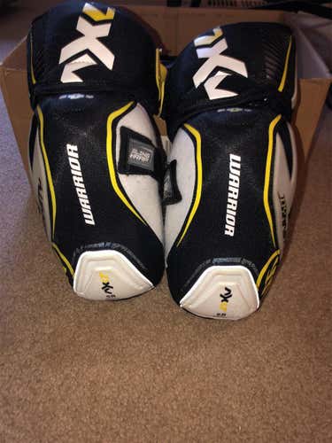 New Warrior Dynasty AXLT Elbow Pads Senior