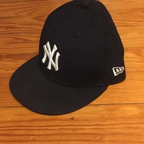 Yankees New Era Official Hat 7 1/4