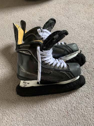 Bauer Supreme One100 LE Skates Size 9