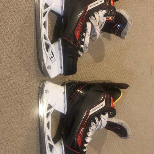 Jet speed Hockey Skates Size 9