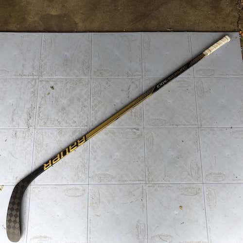 Supreme MX3 Hockey Stick Righty Toe Senior