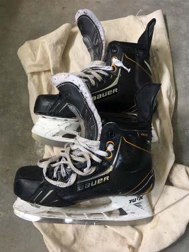 Supreme TotalOne NXG Hockey Skates Size 7