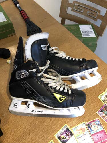 Graf Supra 502 Hockey Skates Senior Size 9
