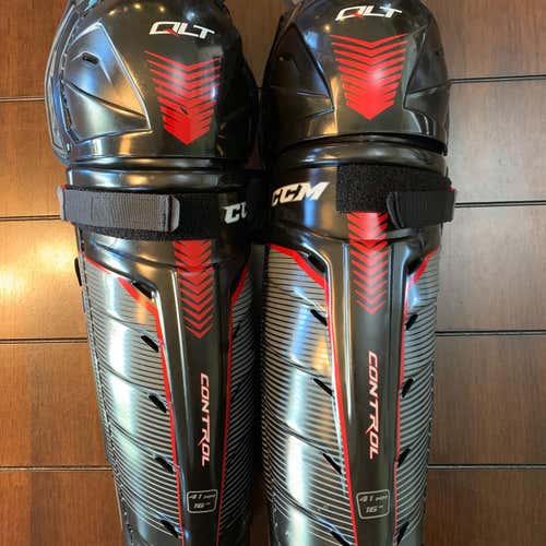 CCM Shin Pads Senior