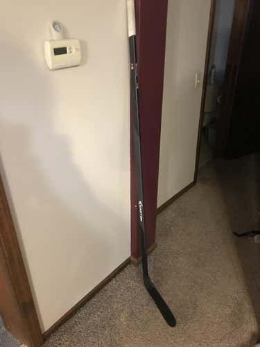 New Easton V9 Hockey Stick Lefty  Senior