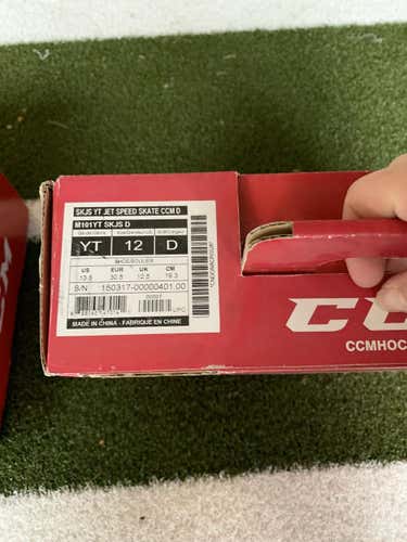 CCM Jet speed Hockey Skates Youth Size 12