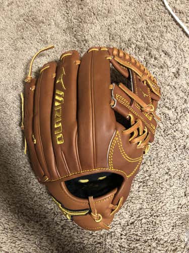 New Mizuno Pro Limited Edition Baseball Glove