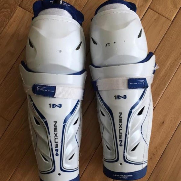 Nexus 1N Shin Pads Senior