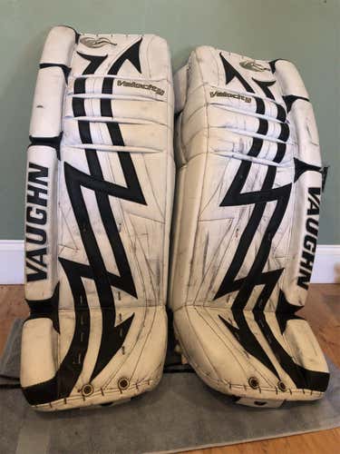 V3 Goalie Leg Pads Senior