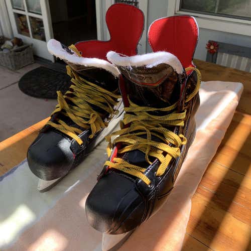 Vapor X400 Hockey Skates Senior Size 7