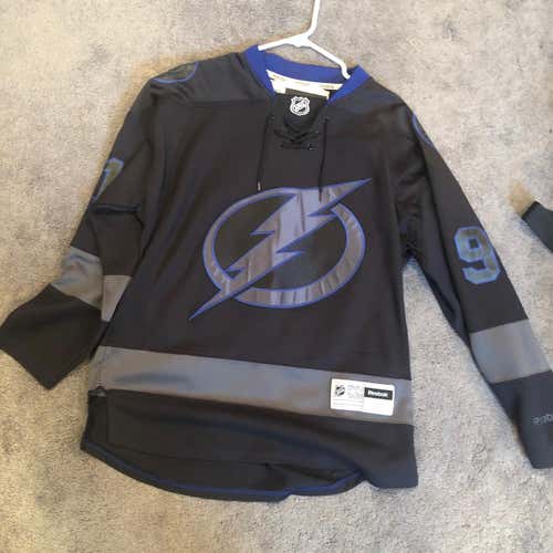 Steven Stamkos Tampa Bay Black Ice Jersey