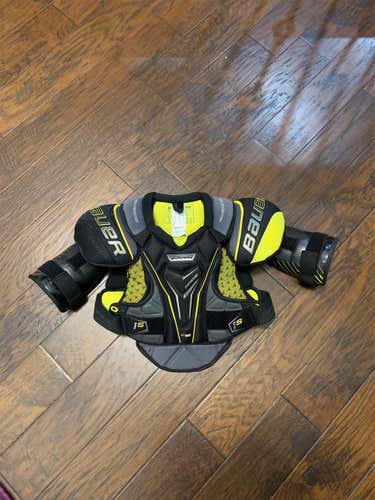 Bauer 1S Shoulder Pads Senior