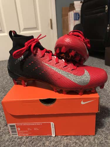 BRAND NEW Nike Untouchable 3 Pro Size 9