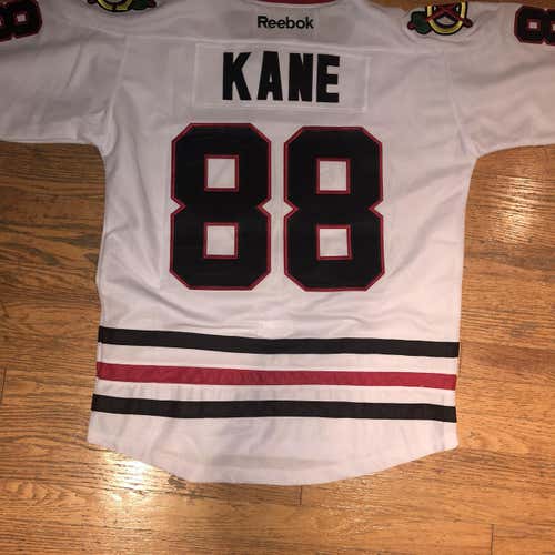 Patrick Kane White Blackhawks Jersey