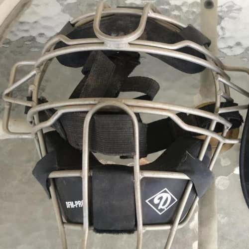 Diamond Catcher's Mask