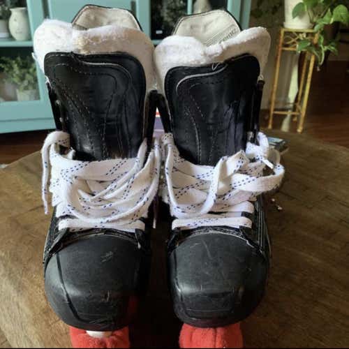 Supreme MX3 Hockey Skates Senior Pro Stock Size 5