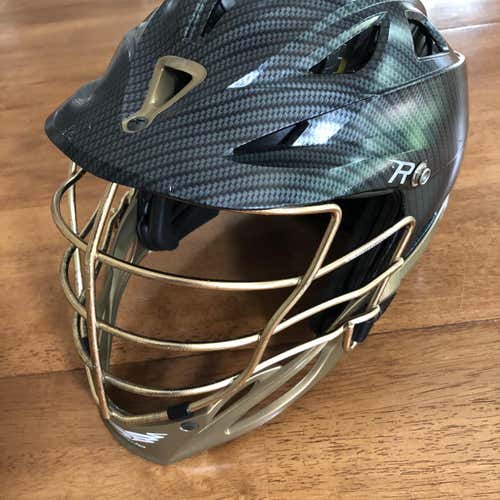 Cascade R Helmet Carbon Fiber W/gold Chin And Face