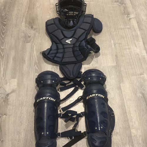 Easton Youth Catchers Gear 13” 9-12 Yr Old