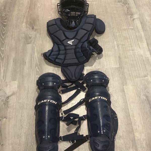 Easton Youth Catchers Gear 13” 9-12 Yr Old