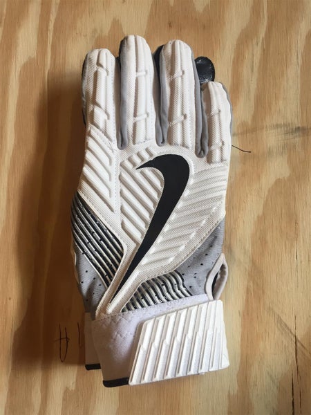 Nike D-Tack 5 Lineman Gloves