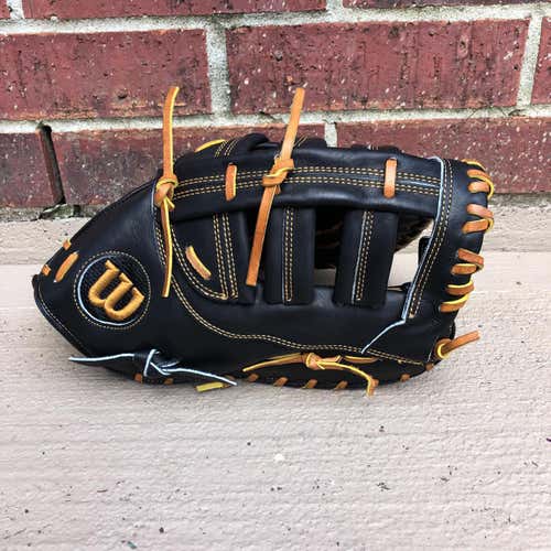 Brand New Wilson A2000 First Base Mitt