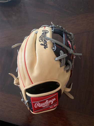 New Rawlings Glove