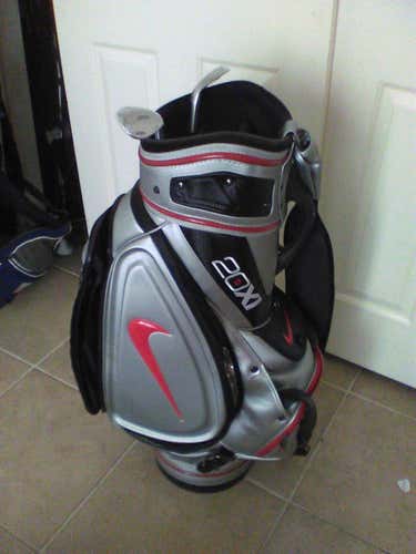 2011New** Nike Tour Staff Bag